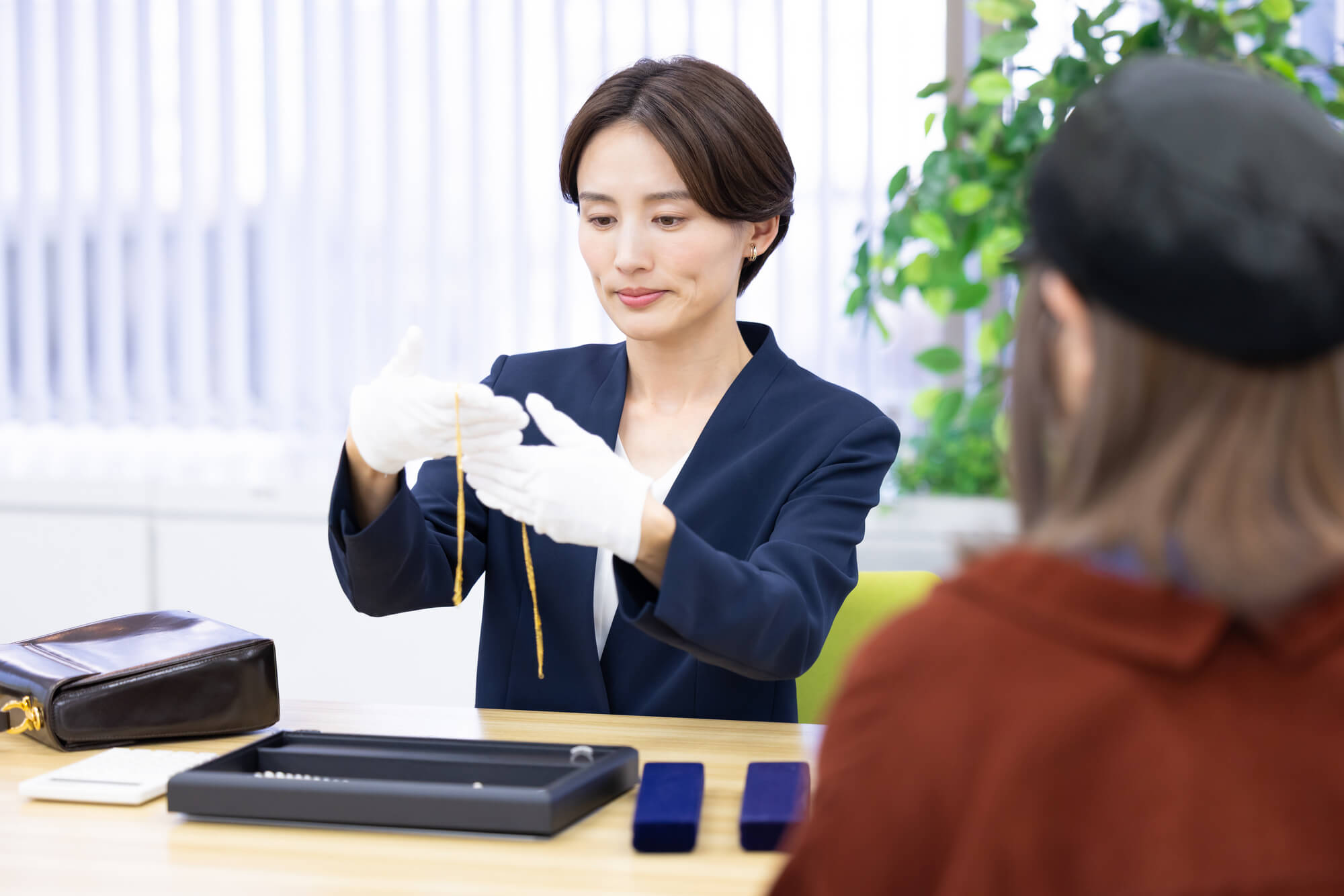 2026年は金の売り時？見極め方と高く売るコツや注意点
